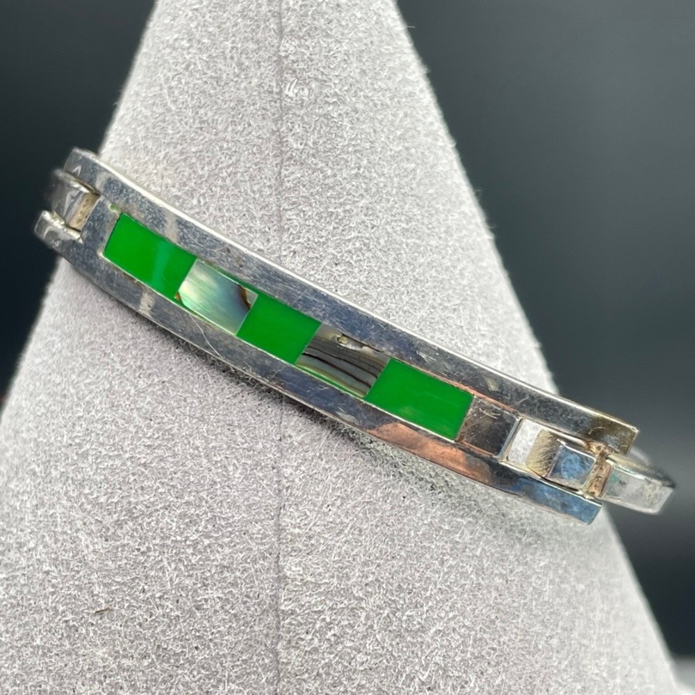 Vintage Child's Bangle Bracelet Silver Tone Green Shell Inlay MCM Geometric 5"